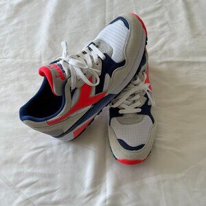 Diadora N9002 Mens Gray Suede Casual Low Top Sneakers